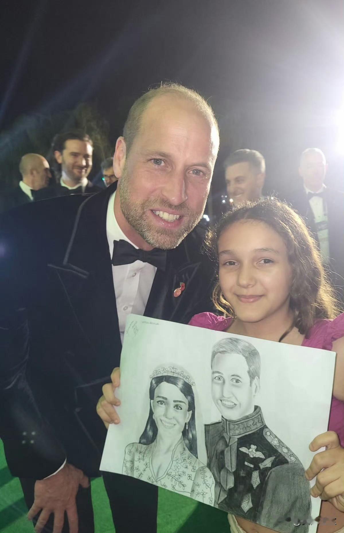 好有爱啊！威廉王子最新自拍镜头曝光！当地时间11月5日，威廉王子在巴西里约热