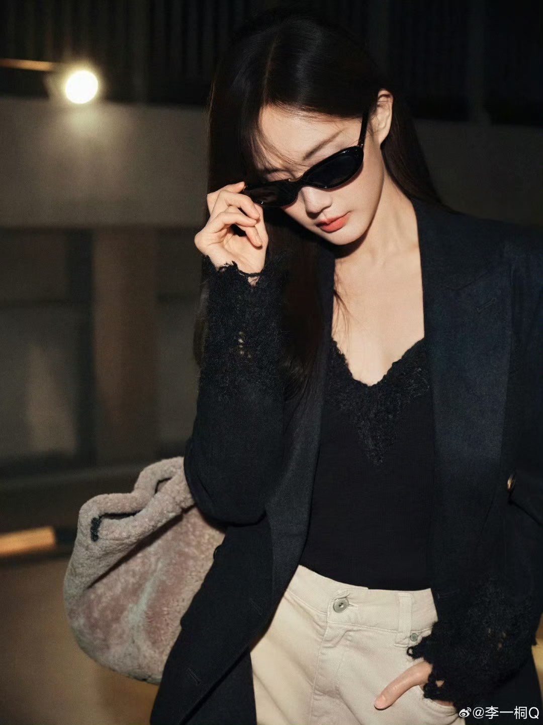 李一桐李一桐时装周出发照李一桐米兰时装周出发照李一桐时装周出发照​​​