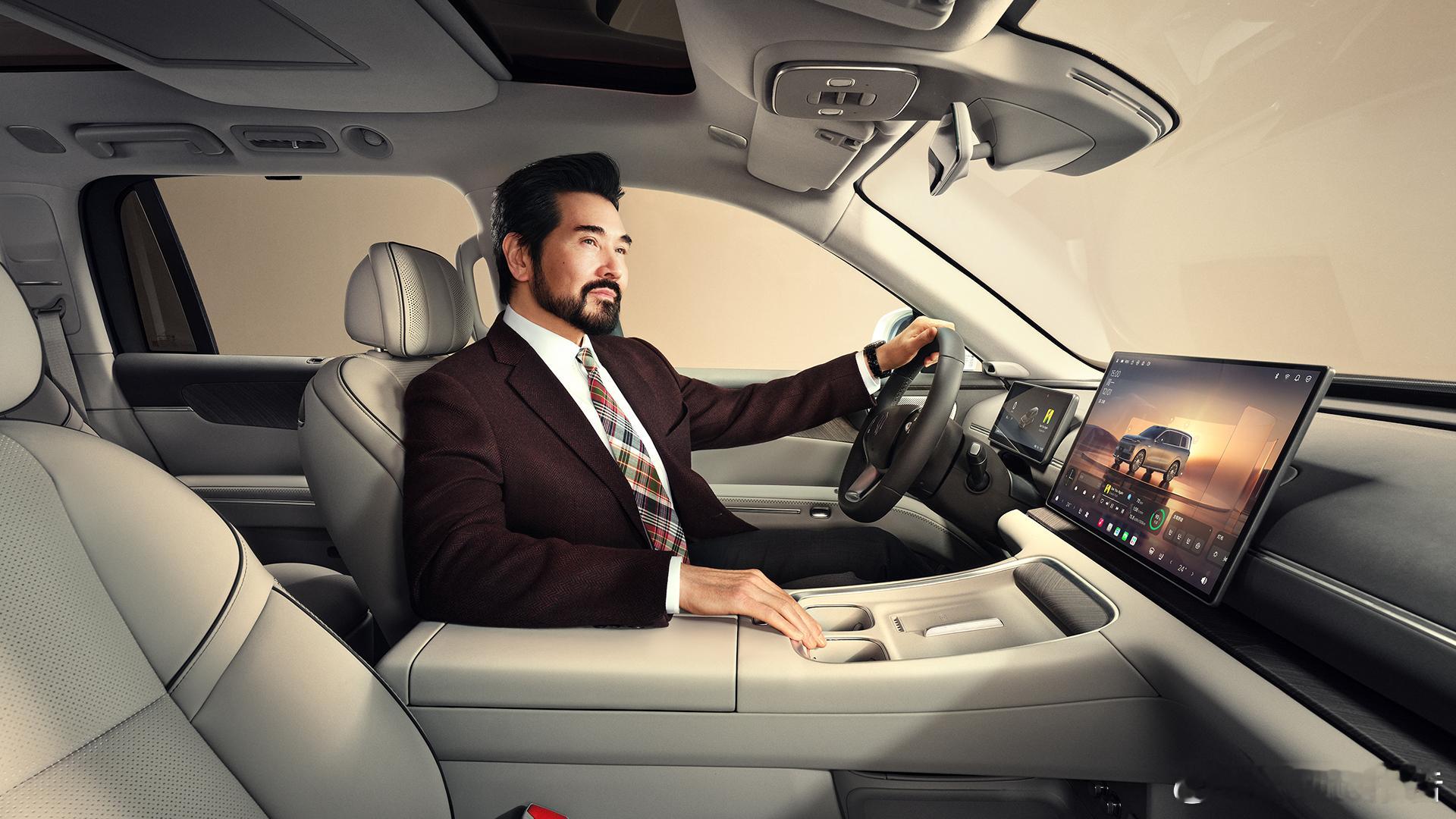 零跑d19实车内饰来了零跑D19实车内饰以“座座奢华”为核心，质感与实用性拉满