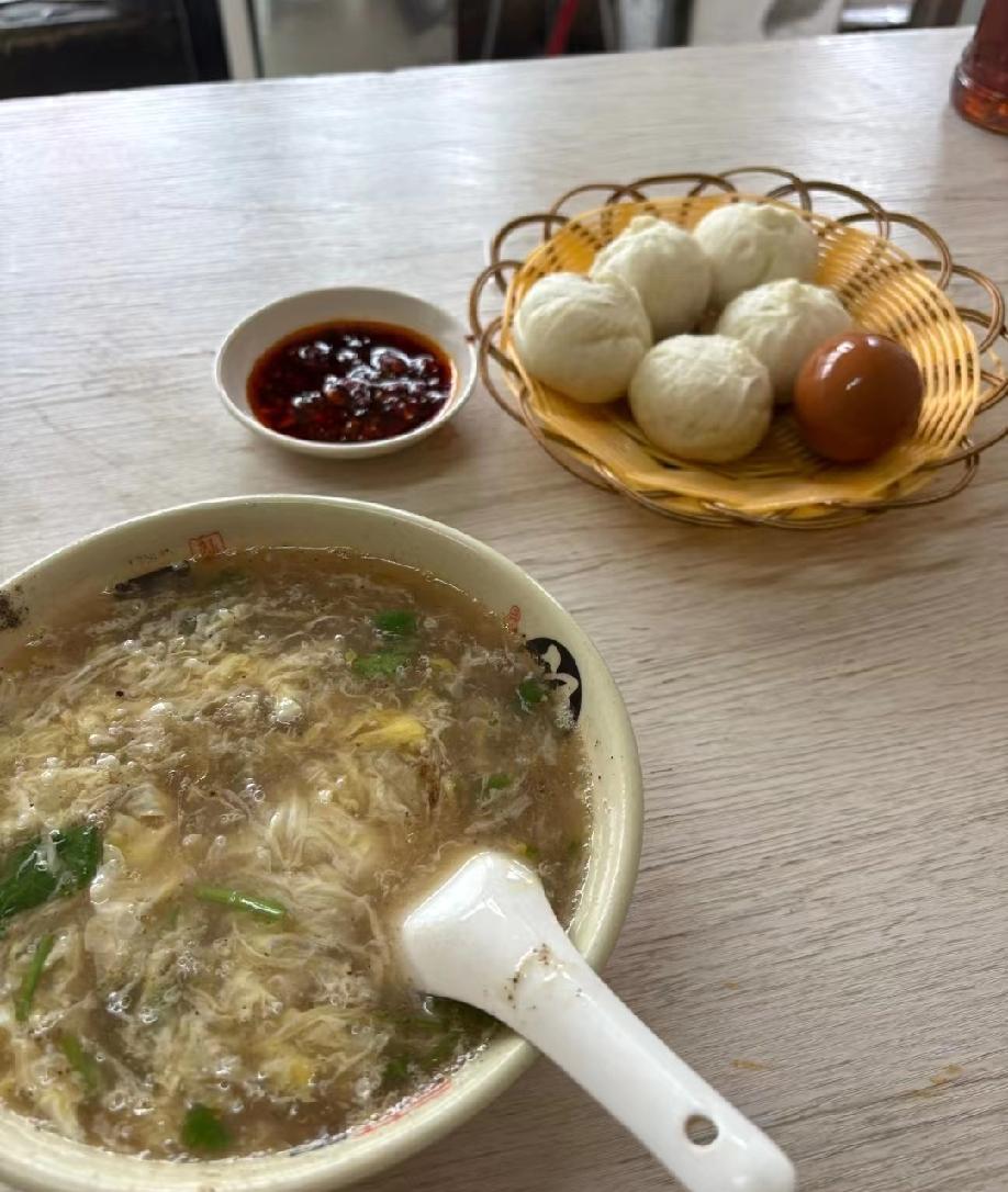 同样一份早餐，在皖北只需要6块钱，在杭州却需要18块，这你敢相信吗？有安徽网友