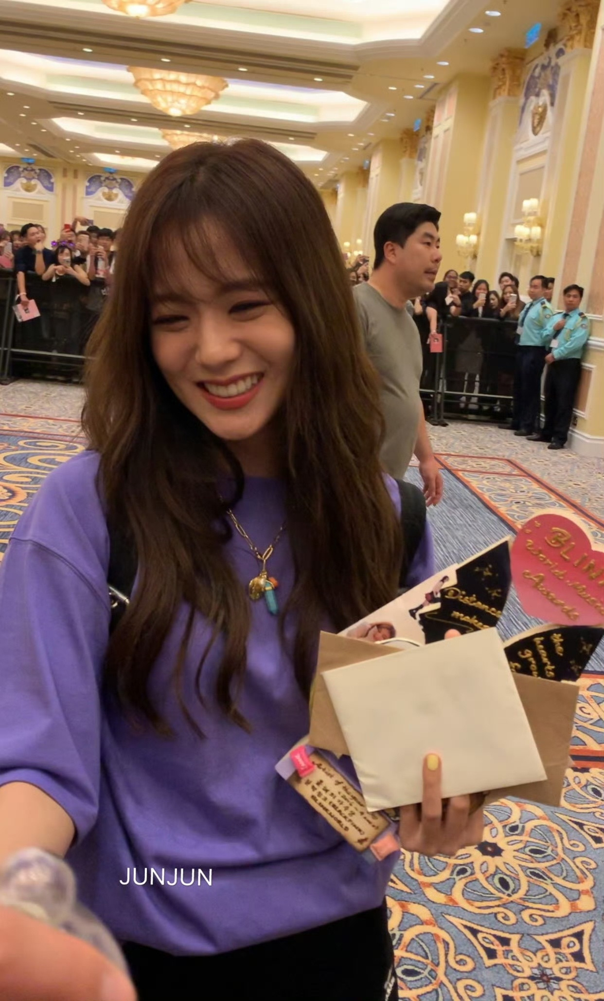 【金智秀】测报你不必多说你把这几张生图放上去就行了