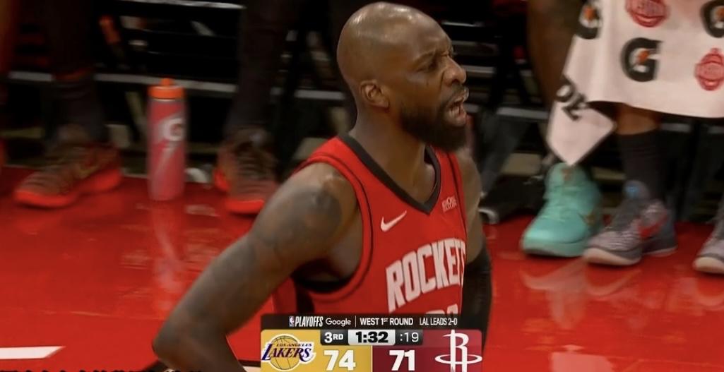 乌度卡终于没辙了！在第三节早早把“吉祥物”老杰夫格林也派上场！要知道常规赛期间