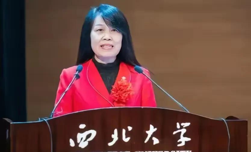 不查不知道，一查吓一跳！西北大学富豪副校长真不简单，出身穷人家的孩子，没有背景