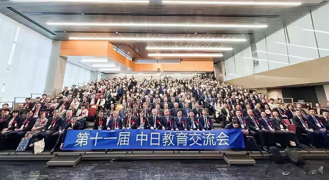 11月7号那天，日本有个叫高市的政客，说了解放台湾的错误话，这事儿直接被新闻联播