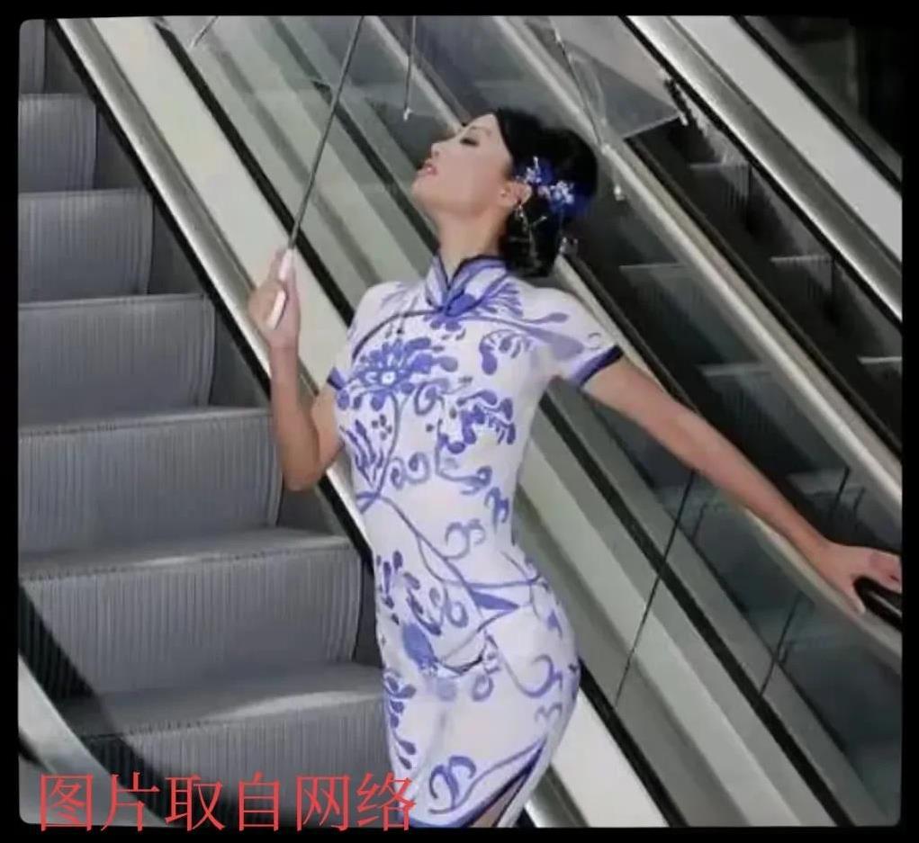 真了不起，这衣服居然是画在身上的！