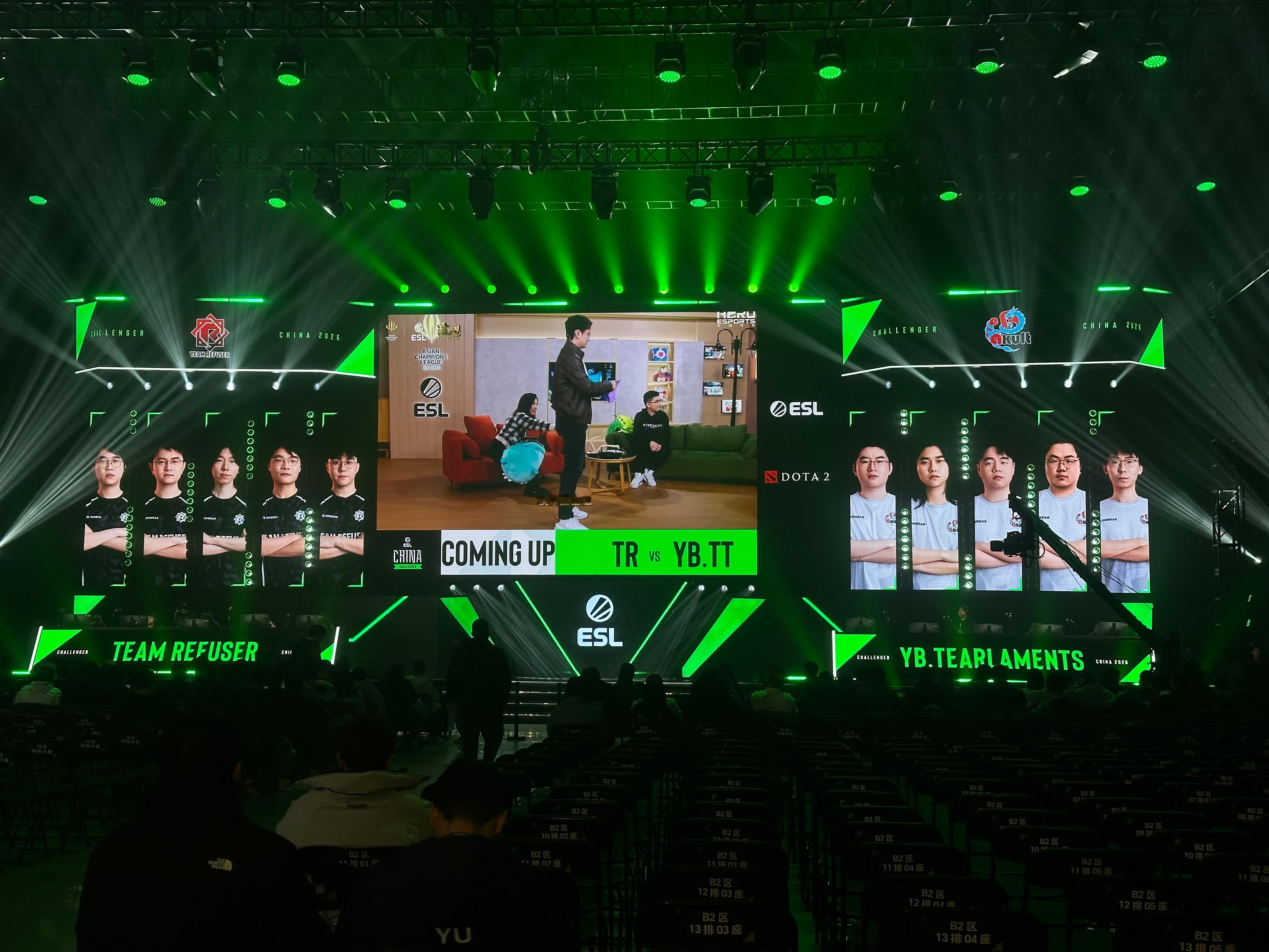 我们GO友牛逼！这照片比我拍的好多了！已经到达ESL中国区现场啦dota2电子竞