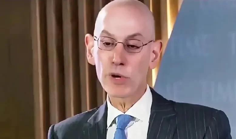 让很多人失望了，肖华不按你们的“意愿”出牌。雷霆和步行者的抢七开战之前，裁判当