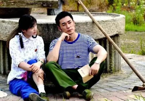 1972年，知青张援朝去看望干妹妹陈春玲，谁知，陈春玲红着脸说：“我这病，你娶我