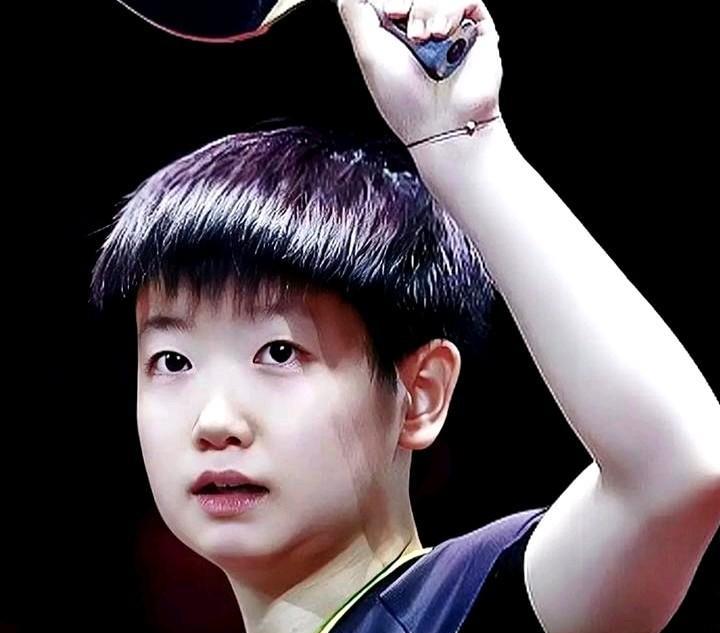 王励勤和马琳对女乒双保险深谋远虑……莎莎和曼昱，洛杉矶奥运会最强对手肯定来自队