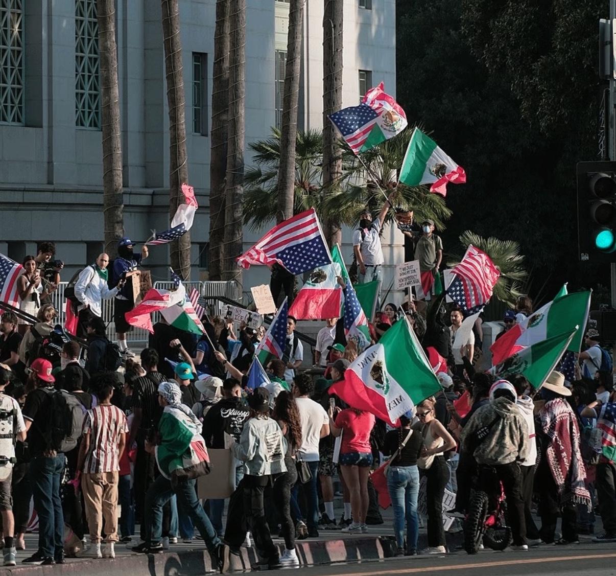 “北美懦夫”这个新词能火吗？我看挺有可能的，尤其是在今天这样一个信息爆炸的时代