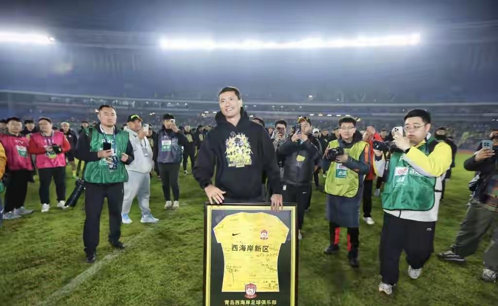 海港未来会不会像西海岸欢送穆斯卡特？去年海港没有欢送功勋奥斯卡！那穆斯卡特未来也