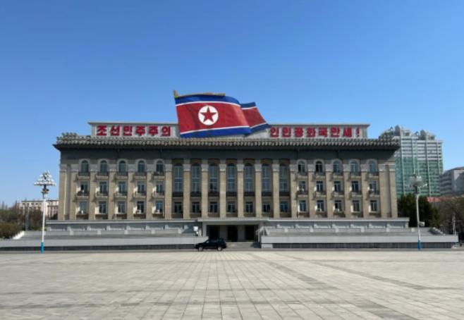 朝鲜会不会成为一下个委内瑞拉？之所以会有人产生这种联想，是因为这两个国家都有一