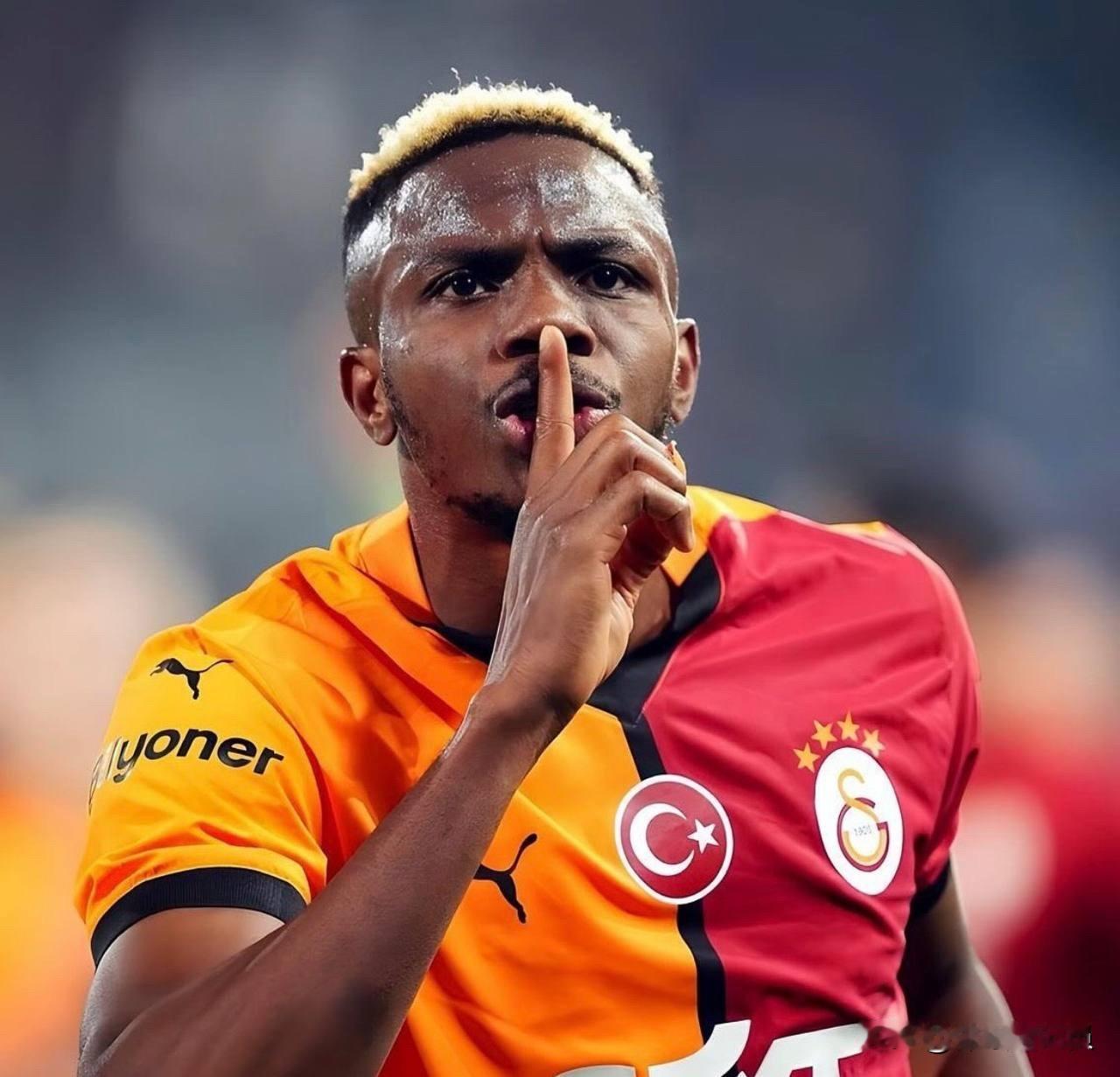 奥斯梅恩不可能一直待在五大联赛之外皇家马德里和巴黎圣日耳曼都在密切关注奥斯梅