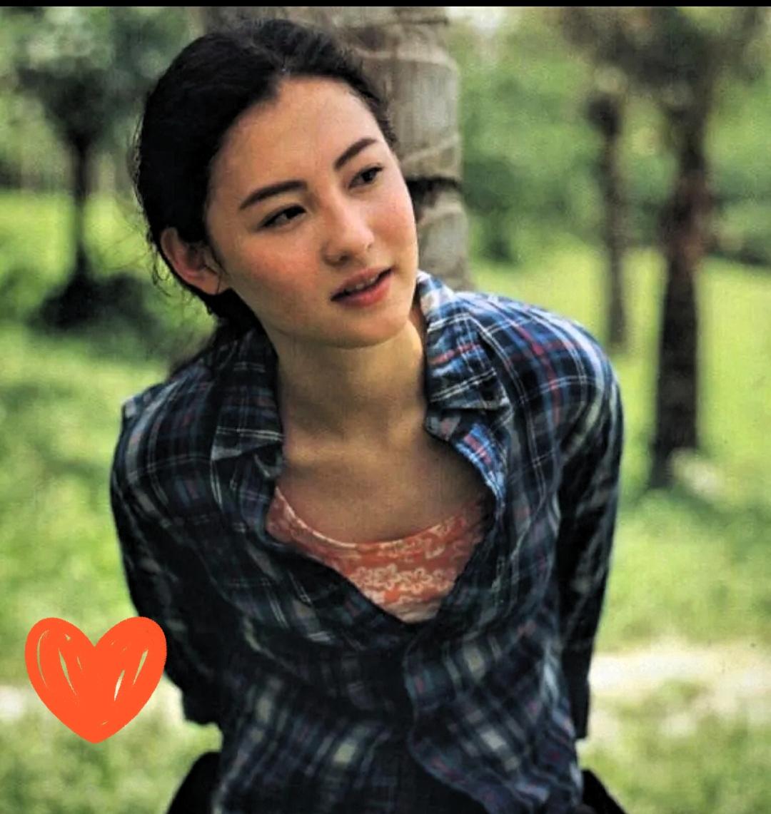 张柏芝这三胎生得，外界猜了那么久，结果人家自己上节目把底牌亮出来了。原来根本