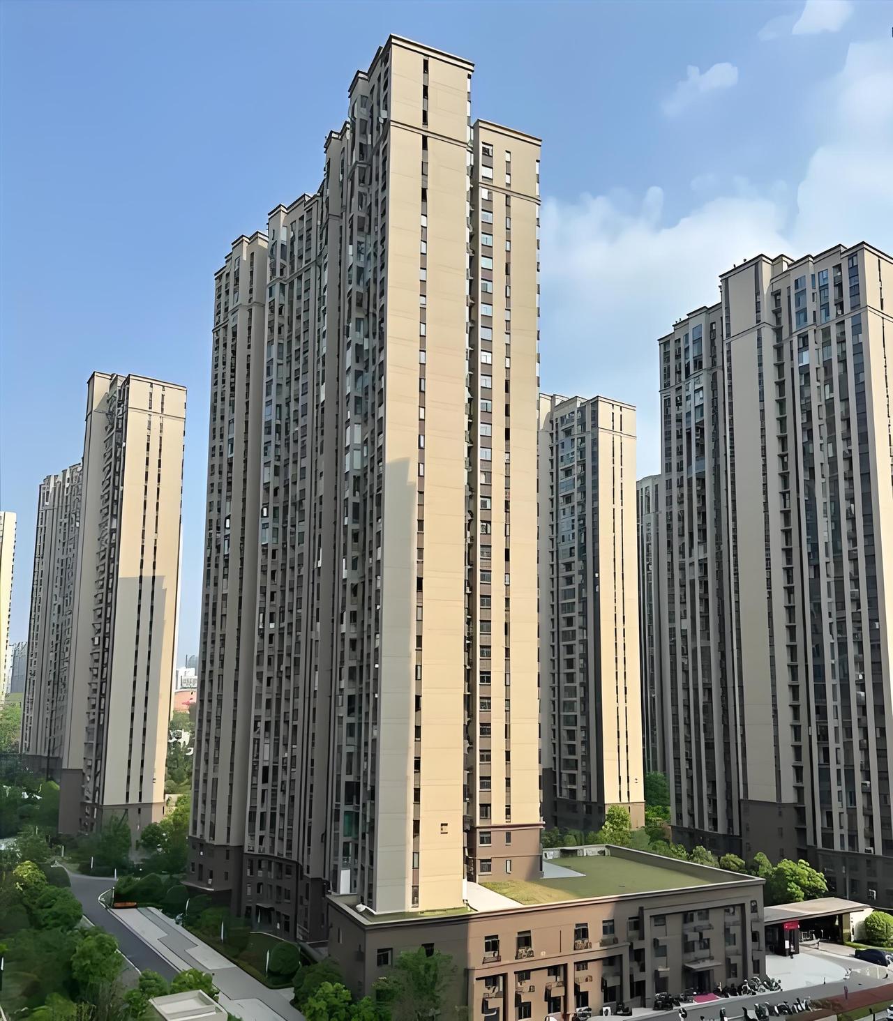 通胀来了，房价会大涨还是大跌？别再傻傻跟风买房！很多人都在问：通胀来袭，手里
