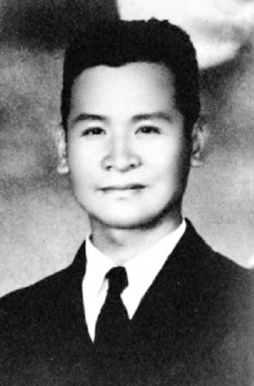 1951年上海审讯，特务熬不住审问崩溃爆出一个秘密：雨花台荒坡埋着一位隐蔽战线大