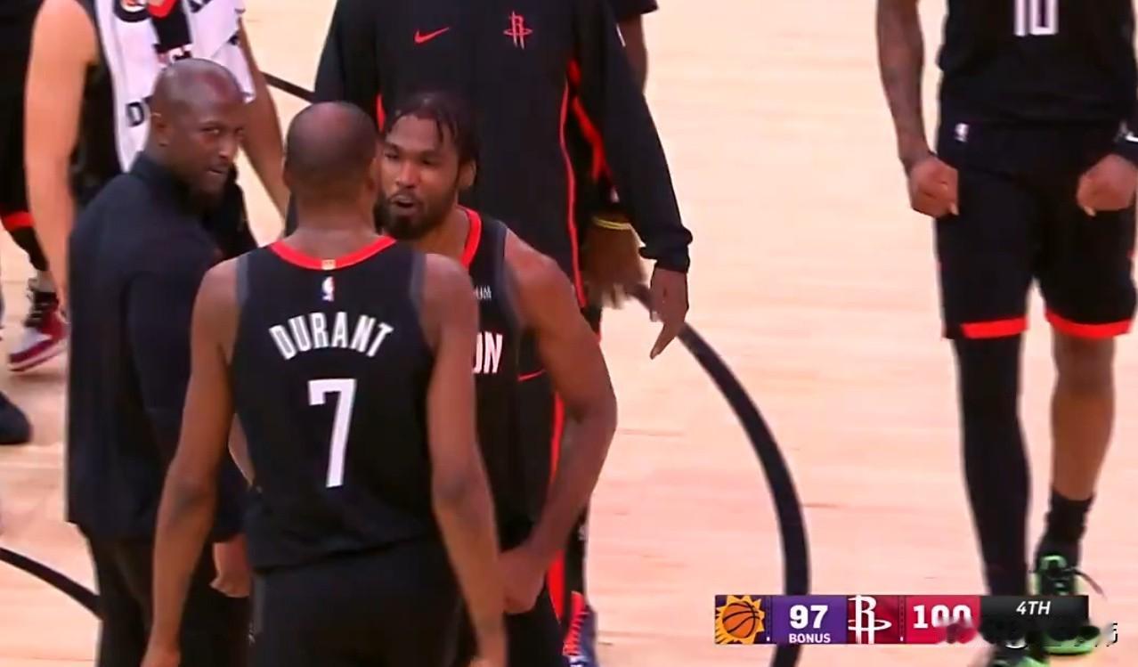 伊森谈杜兰特：“这就是我们熟悉的KD。”“最后时刻。”“给予对手致命