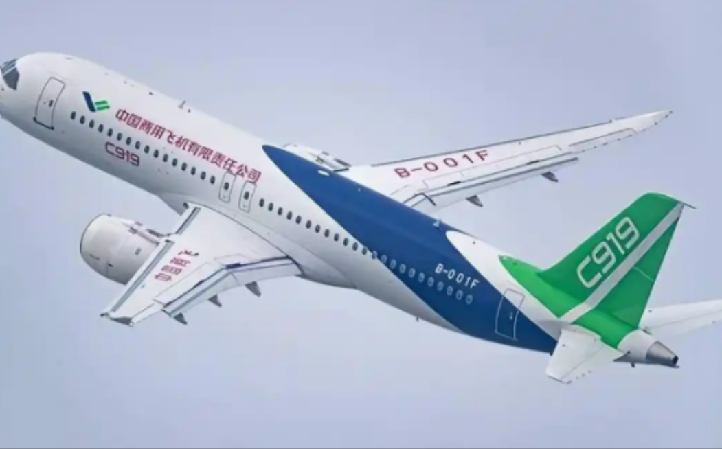 中方拒绝波音后，一位海外人士指出，如果美国制裁中国，中国所谓的国产大飞机根本造不