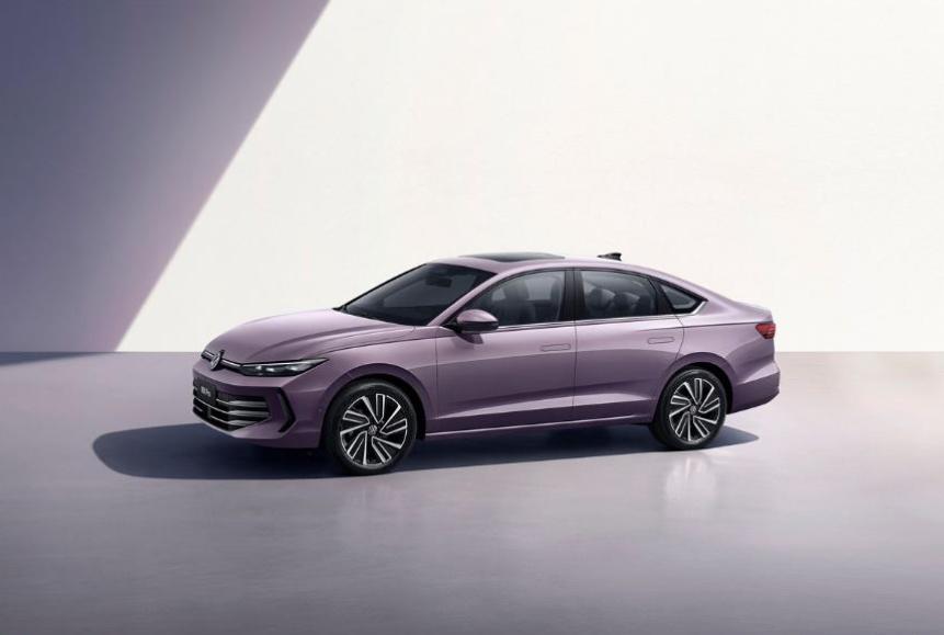 650万辆国民神车的继任者来了！上汽大众朗逸Pro正式下线，照搬帕萨特P