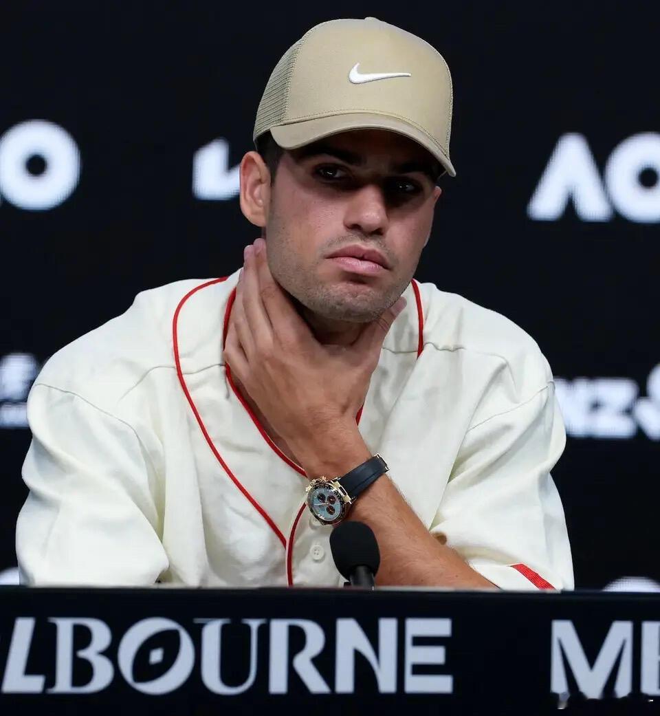 澳网2026【澳网前瞻·专访速递】男子网坛世界第一阿尔卡拉斯在赛前发布会上，首