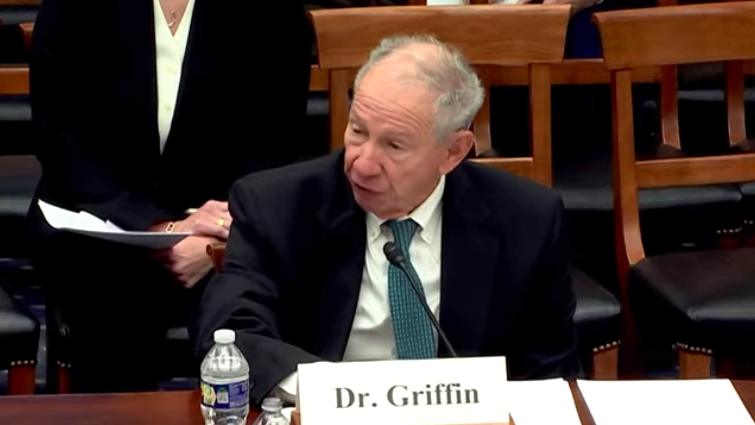 【互搏这一块】NASA第11任局长，共和党人MikeGriffin在刚刚的美国