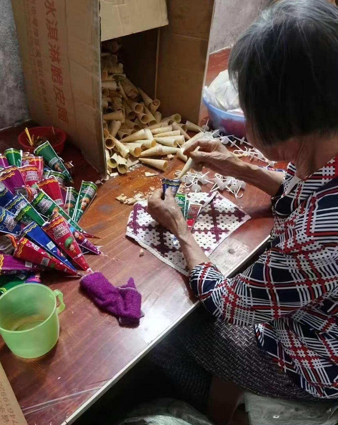 有些小零食就是这样加工出来的……​​​