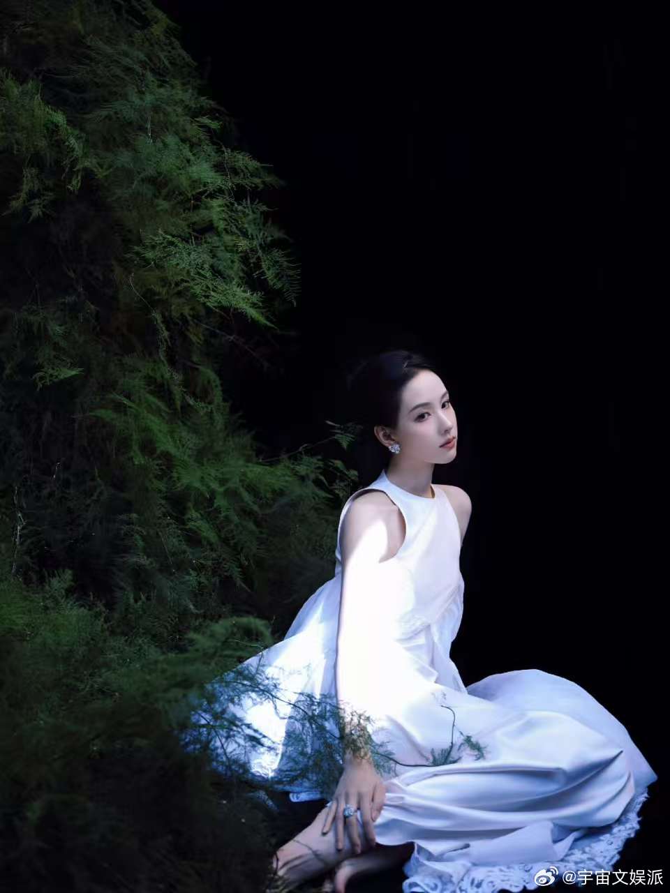 陈都灵栩栩华生时尚文化大赏妆造陈都灵神图诞生 陈都灵在栩栩华生时尚文化大赏的妆造