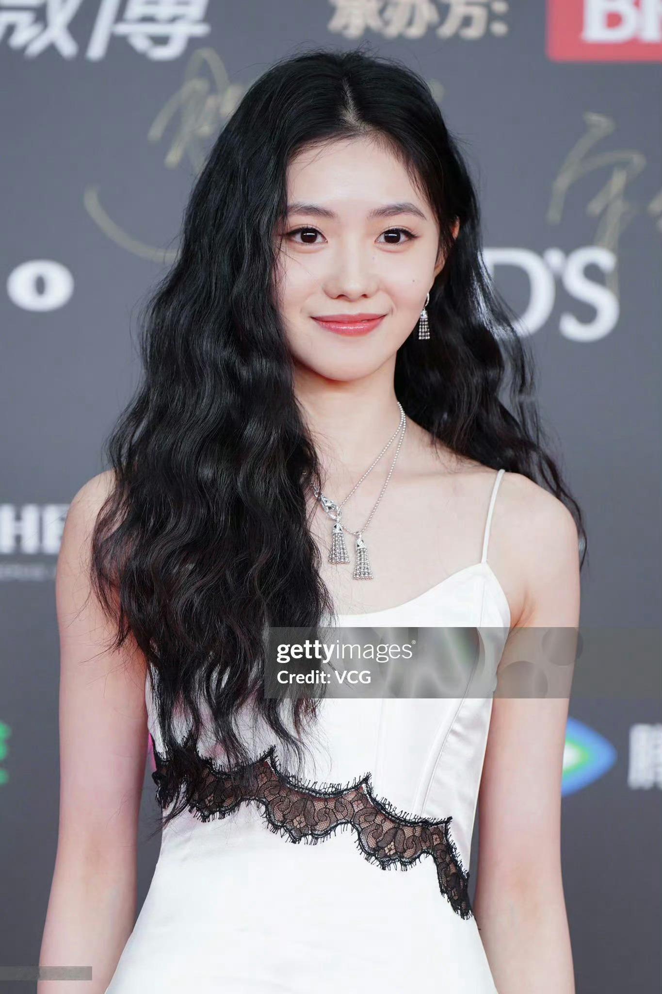 刘浩存羊毛卷羊毛卷存子太美了，新剧赶紧给我定档​​​