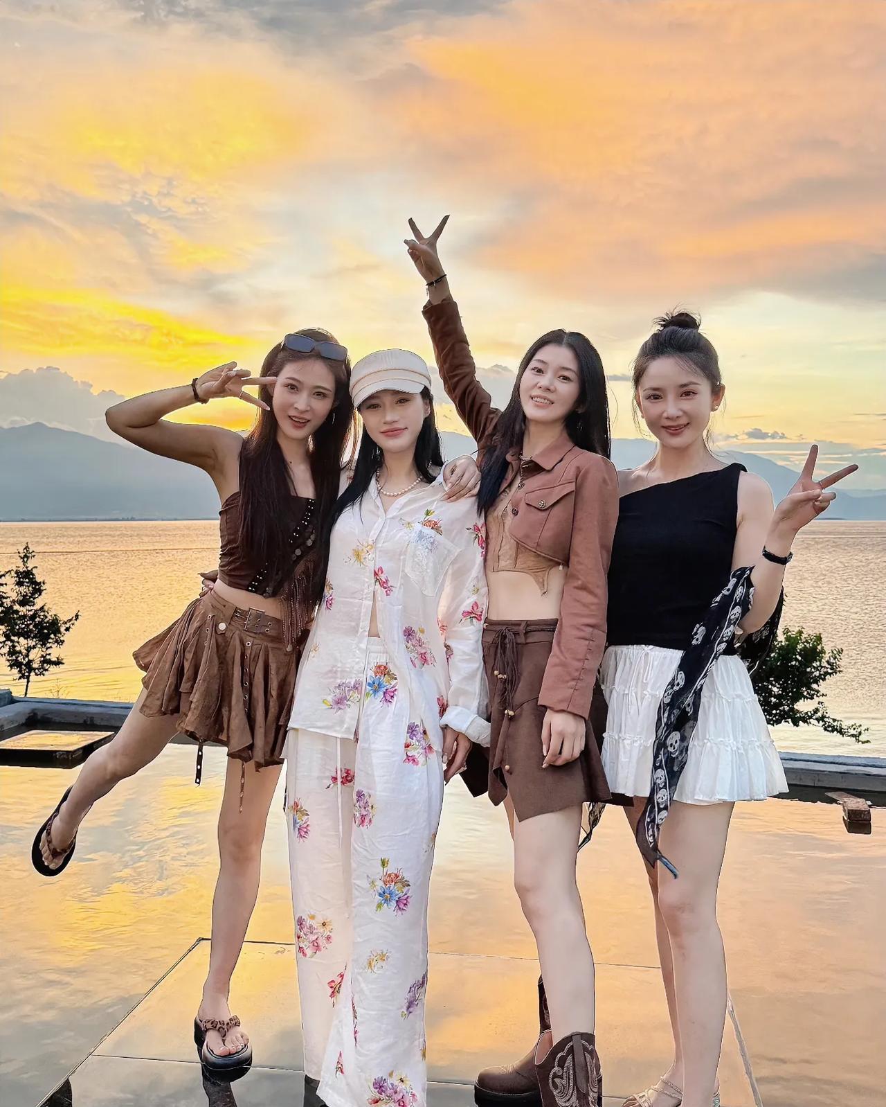 旅行的意义在于治愈，第四次来大理，和伙伴们自驾过来，洱海边赏哥夕阳，吃个火锅，生
