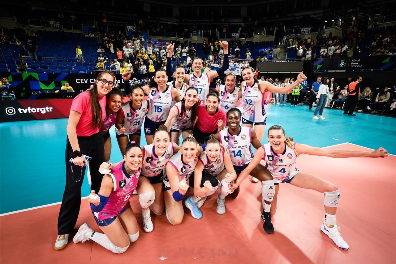 【欧冠女排斯坎迪奇3-0完胜瓦基弗进决赛袁心玥9分】中国排球留洋动态国际排坛战