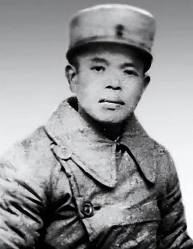 1943年我军副司令被杀，凶手官职太高没人敢动，毛主席：抓起来枪毙。19