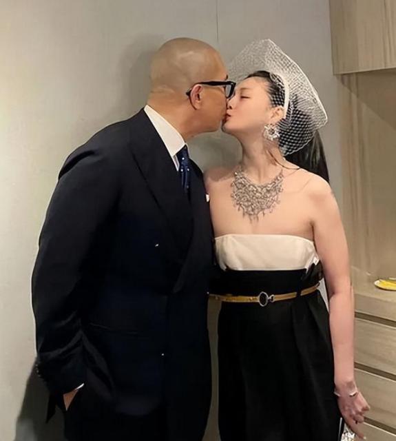 S妈、小S、具俊晔，这3个人有什么共同点？他们都很爱大S，爱到那种程度呢？大S