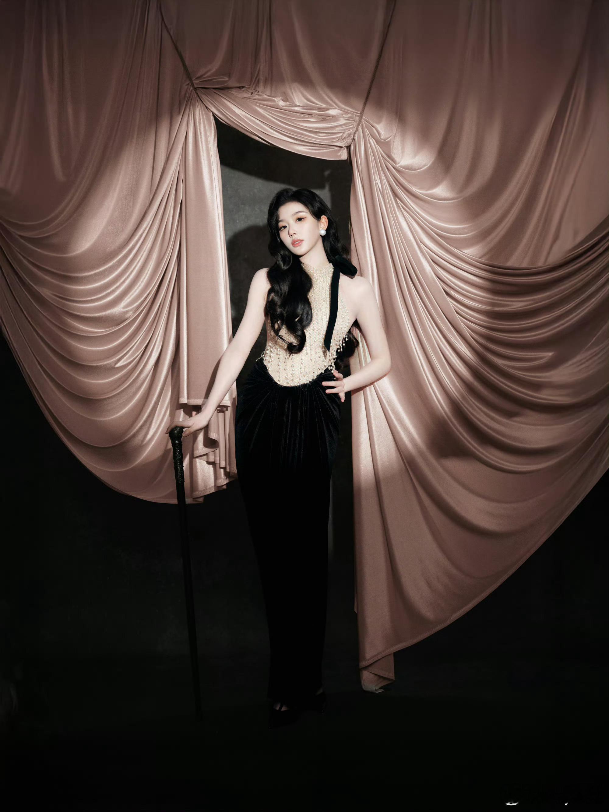 孔雪儿的身材很曼妙孔雪儿知道自己的身材很曼妙孔雪儿知道自己的身材很曼妙美的不可