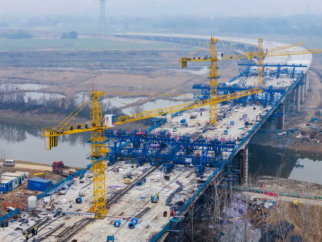 G236黄浒河特大桥建设正酣