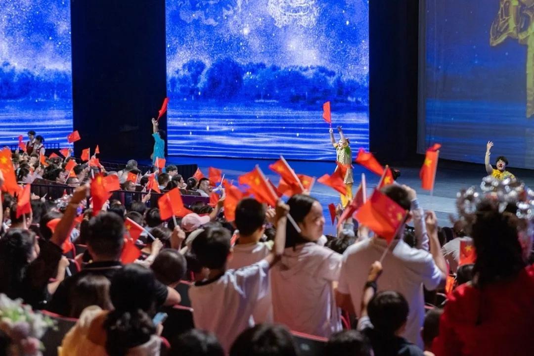国庆228万人次游浙江长兴密码山水烟火共生长兴国庆圈粉实招一园一路，双向生辉！