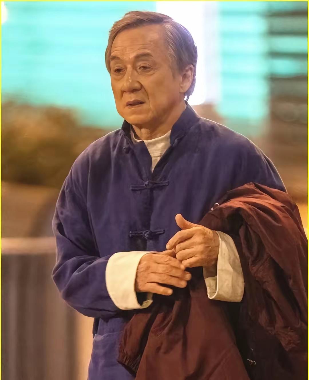 成龙的事又一次证明：有钱真不是万能的！71岁的他最近自曝得了ADHD，也就是多