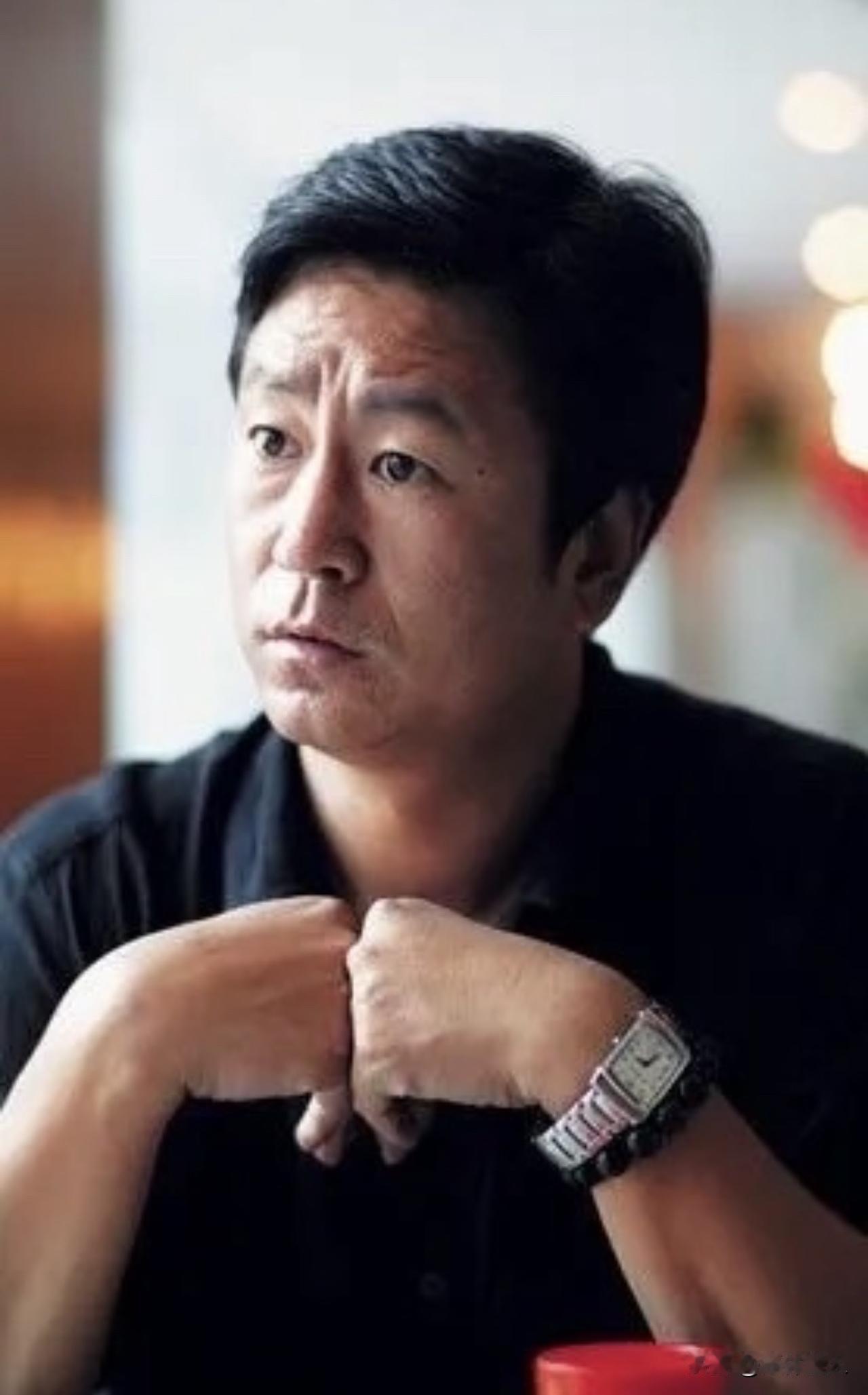 AI的发展正缺乏边界感，越来越烂，令人生厌。为此，白岩松老师无不担忧地呼吁：