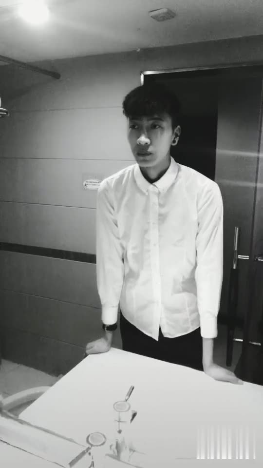 周星驰个人mv【你不是真正的快乐】其实我们