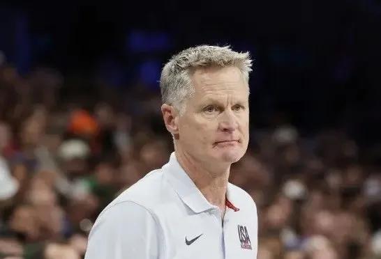 科尔这是要离队了！根据格林的爆料，科尔可能不会回到勇士队。勇士最近几个赛季糟糕