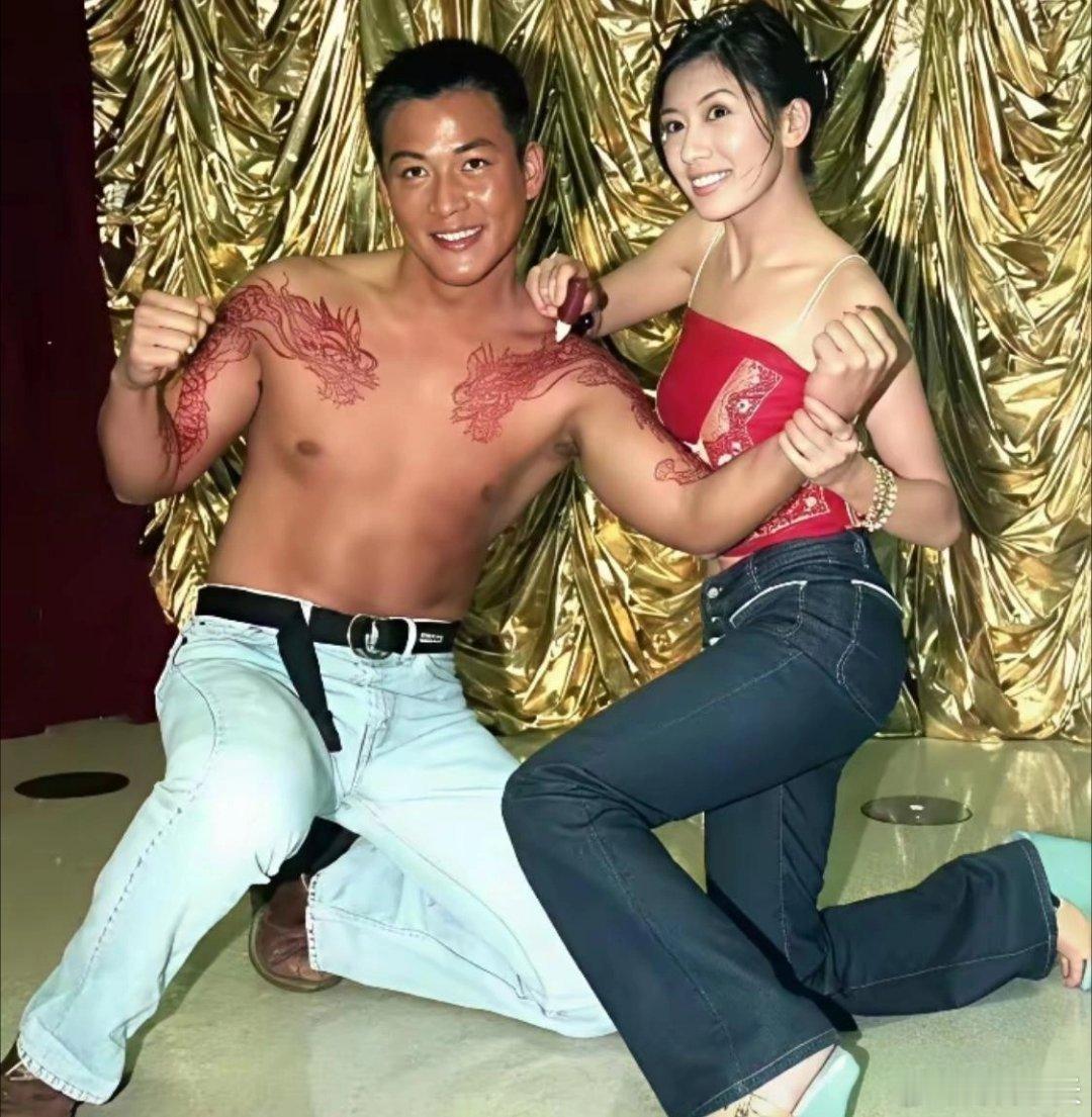 贾静雯的古早剧照，原来年轻时就很丰盈啊