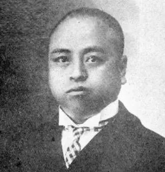 1912年，蒋介石刺杀陶成章。1月12日，蒋介石假装偶遇陶成章，摸清医院路线和守