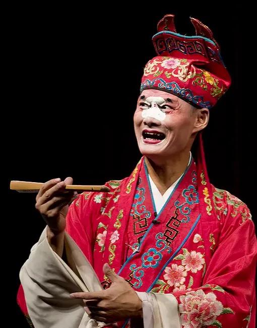 方圆天地撰文配图：很久以前，潮州民众顺口溜：金曼破产剩鱼池，宏兴痛卖心灵丸