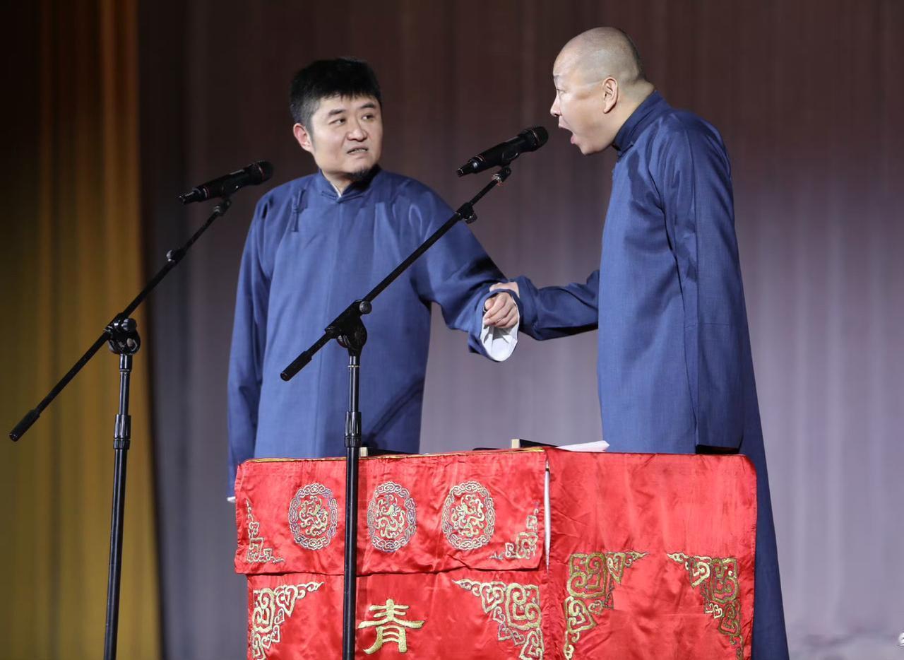 近日，著名相声演员、一级演员、相声表演艺术家、相声大师、陕派相声创始人、客座教授