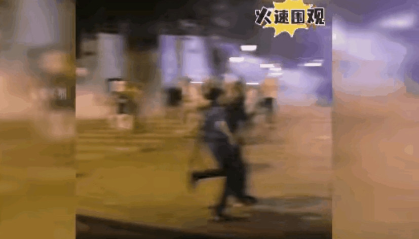 火速围观！巴黎街头黑人和阿拉伯人发生冲突，双方打成了一锅粥宛如世界大战！非法移