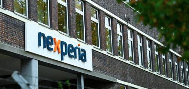 荷兰安世半导体这波操作，直接给全球汽车行业来了记“闷棍”，11月5号突然扔出重磅