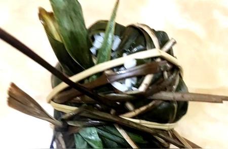 “太惊喜了！”5月29日报道广东一男子包粽子多次失败，一怒之下将所有食材全部倒进