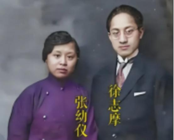 虽然徐志摩嫌弃张幼仪土气，但晚上却仍然跟她同房，张幼仪晚年也曾回忆说：大婚当天，