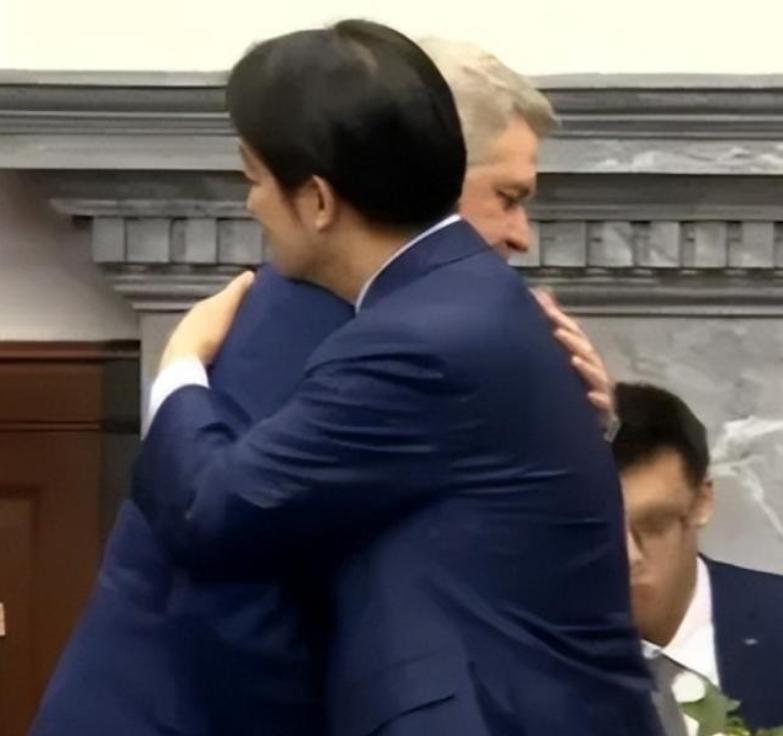 美就解放军环岛军演表态：两党已达成共识，若大陆攻台，美将出兵。赖清德“5·20