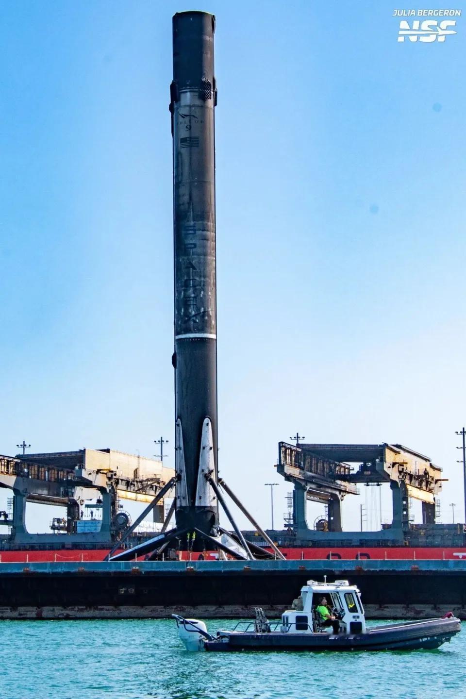 猎鹰9号助推器B1067完成第37次发射与回收。这是SpaceX第六枚完成30次