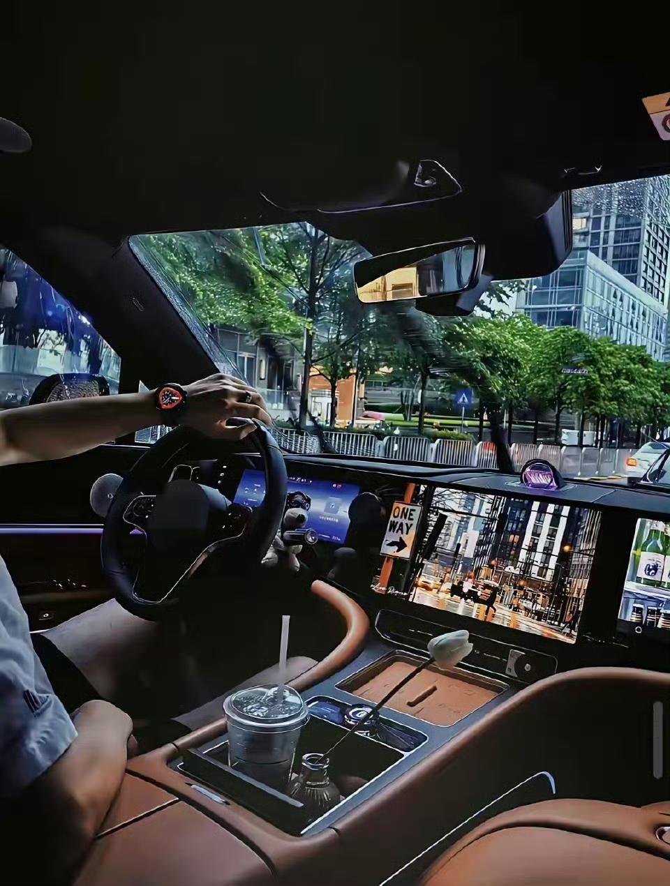 这是什么车内饰这么豪华？豪华车品牌豪华汽车品牌汽车内饰